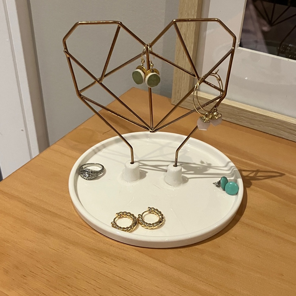Chic Gold and White Jewelry Organizer